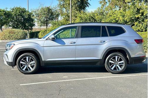 2023 Volkswagen Atlas 2.0T SE