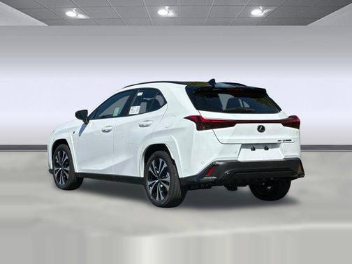 2026 Lexus UX 300h Base