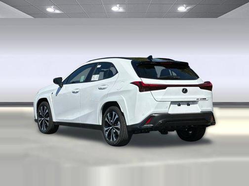 2026 Lexus UX 300h Base