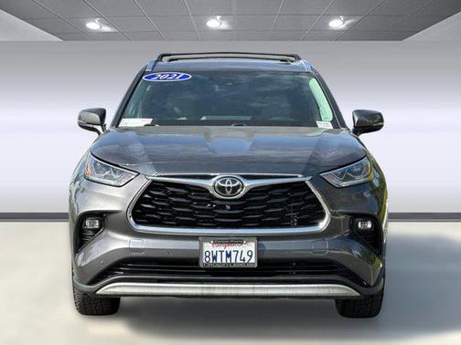 2021 Toyota Highlander Platinum