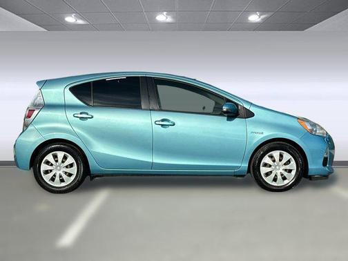 2013 Toyota Prius c One