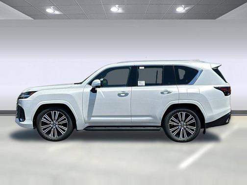 Eminent White Pearl 2026 Lexus LX 600 Luxury
