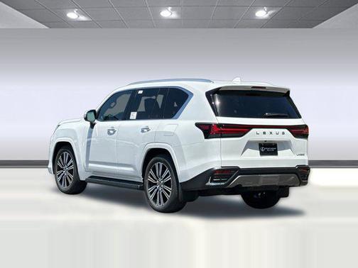 Eminent White Pearl 2026 Lexus LX 600 Luxury