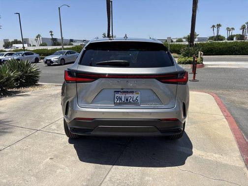2025 Lexus NX 450h+ Luxury