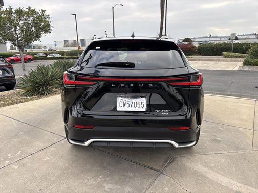 2025 Lexus NX 450h+ F SPORT Handling