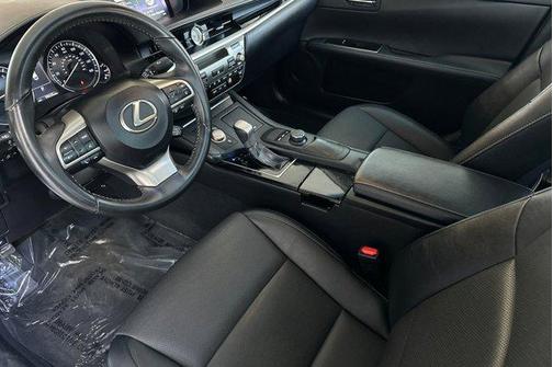 2018 Lexus ES 350 Base