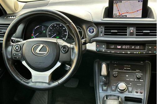 2017 Lexus CT 200h Base