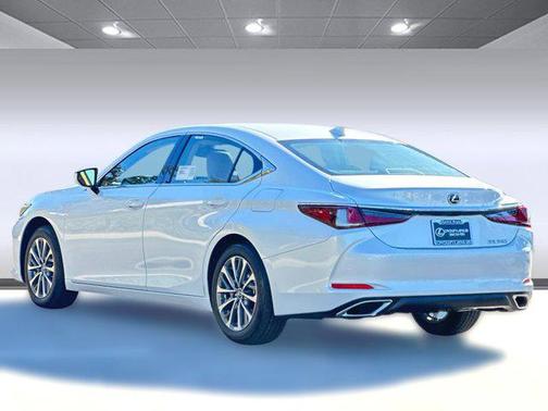 2025 Lexus ES 350 Base