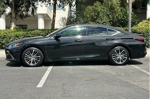2023 Lexus ES 350 Base