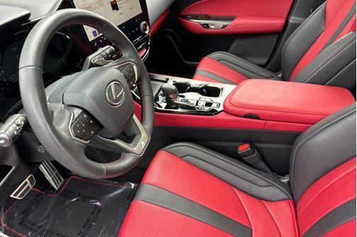 2025 Lexus NX 450h+ F SPORT Handling