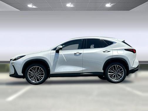 Eminent White Pearl 2025 Lexus NX 350h Luxury