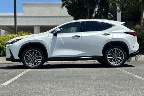 Eminent White Pearl 2025 Lexus NX 350h Luxury