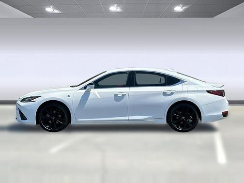 Ultra White 2022 Lexus ES 300h F SPORT