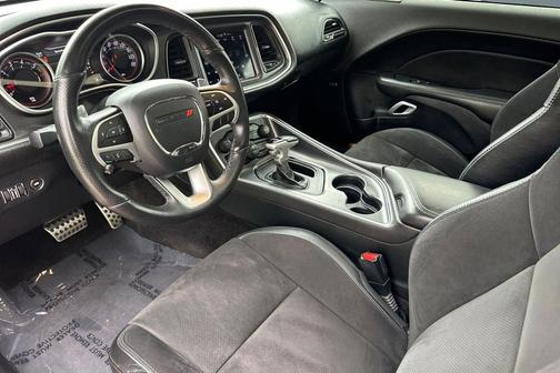Go Mango 2018 Dodge Challenger R/T Scat Pack