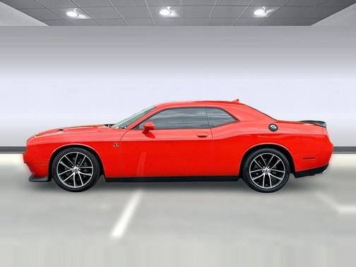 Go Mango 2018 Dodge Challenger R/T Scat Pack