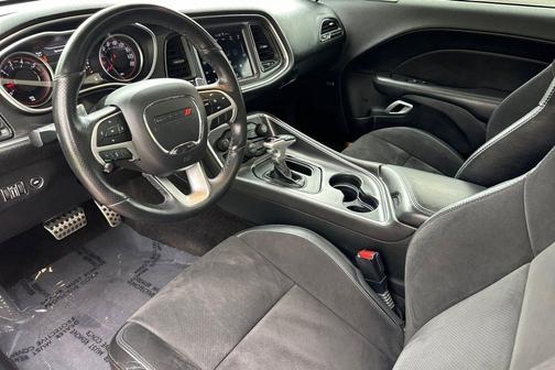 Go Mango 2018 Dodge Challenger R/T Scat Pack