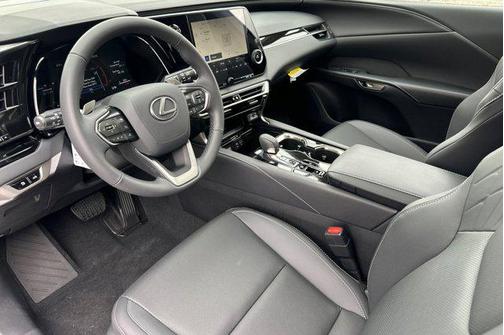 Eminent White Pearl 2026 Lexus RX 350 Base