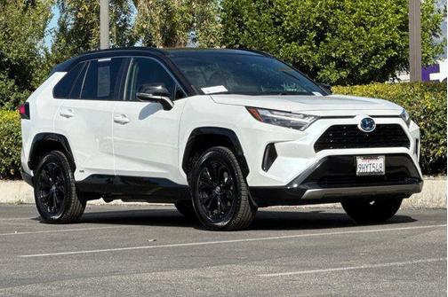 2023 Toyota RAV4 Hybrid SE