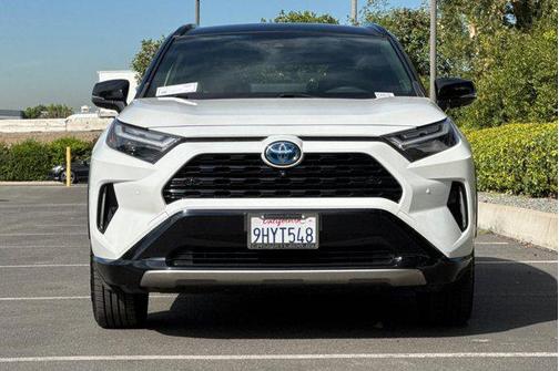 2023 Toyota RAV4 Hybrid SE