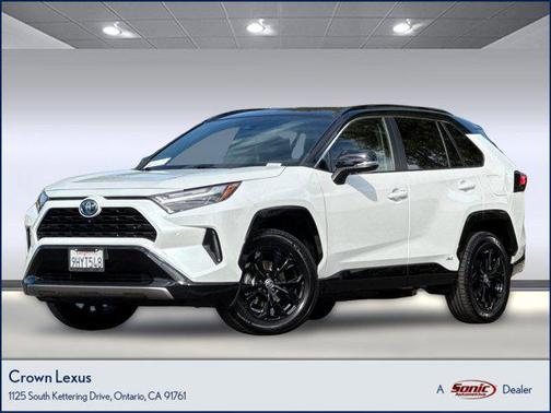 2023 Toyota RAV4 Hybrid SE