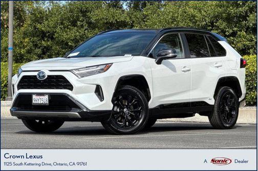 2023 Toyota RAV4 Hybrid SE