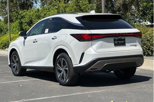 Eminent White Pearl 2026 Lexus RX 350h Premium