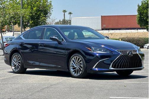 Nightfall Mica 2025 Lexus ES 300h Ultra Luxury