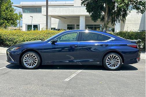 Nightfall Mica 2025 Lexus ES 300h Ultra Luxury