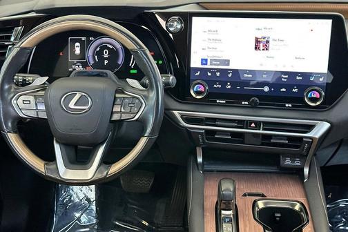 Caviar 2023 Lexus RX 350h AWD