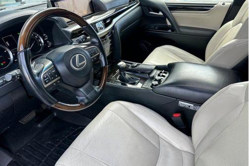 2019 Lexus LX 570 Base