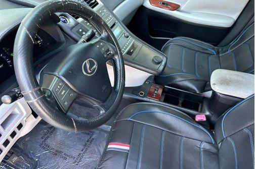 2010 Lexus HS 250h 4dr Sdn Hybrid