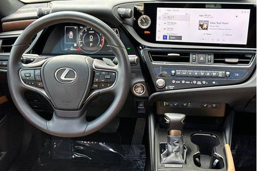 2025 Lexus ES 350 Base