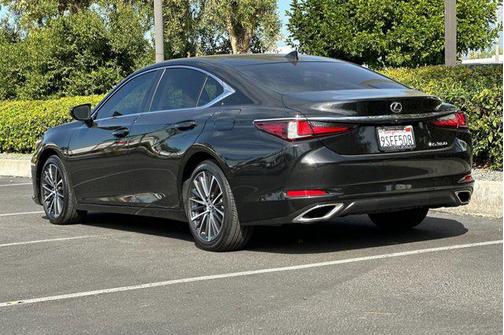 2025 Lexus ES 350 Base