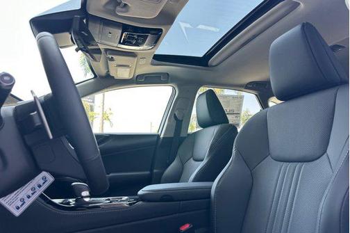 2025 Lexus NX 350h Premium