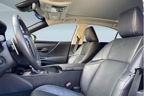 2023 Lexus ES 350 Base
