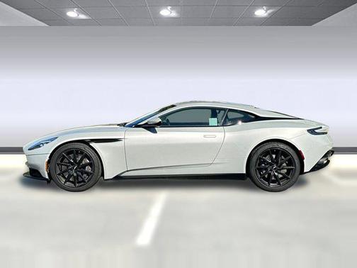 2018 Aston Martin DB11 V12