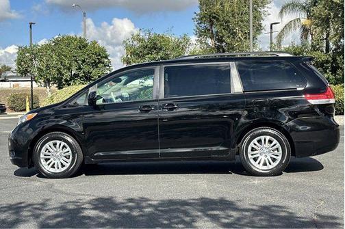 2013 Toyota Sienna XLE