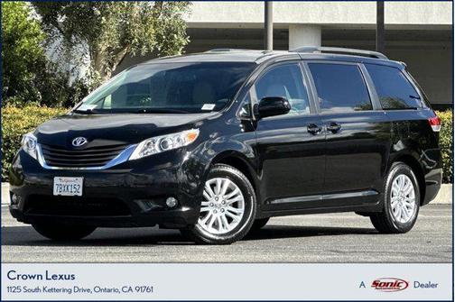 2013 Toyota Sienna XLE