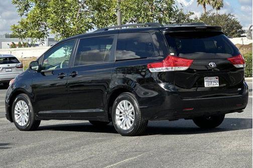2013 Toyota Sienna XLE