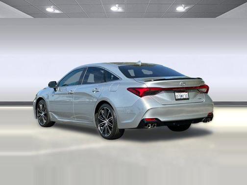 2019 Toyota Avalon XSE