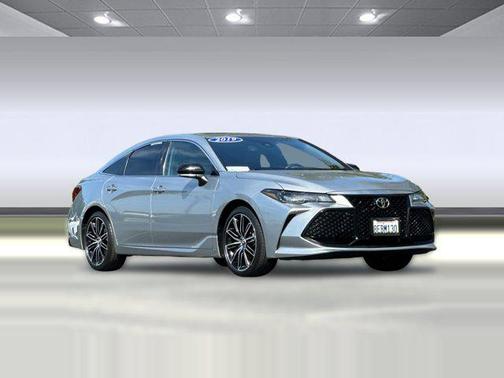 2019 Toyota Avalon XSE