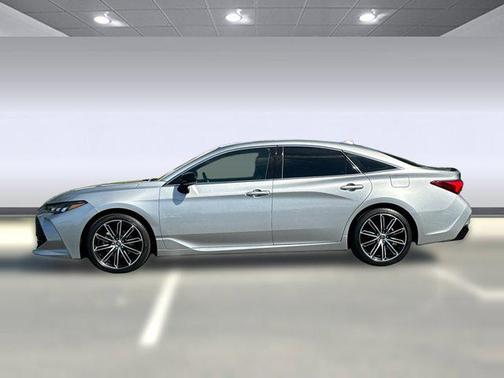 2019 Toyota Avalon XSE