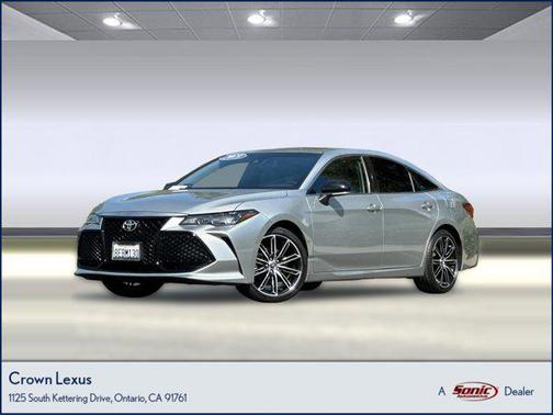 2019 Toyota Avalon XSE