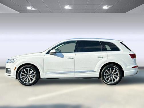 2019 Audi Q7 45 Premium Plus