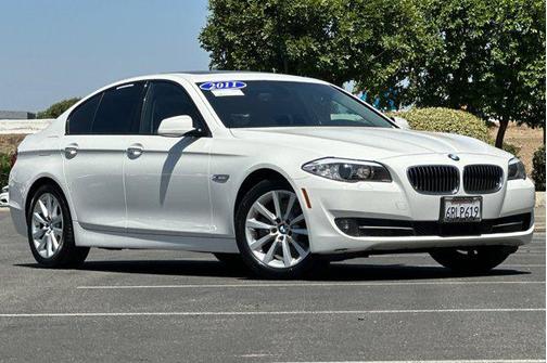 2011 BMW 528 528i
