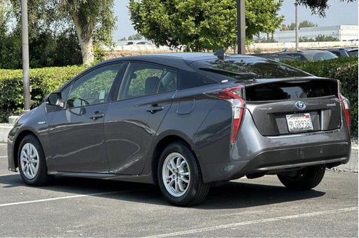 2016 Toyota Prius Two