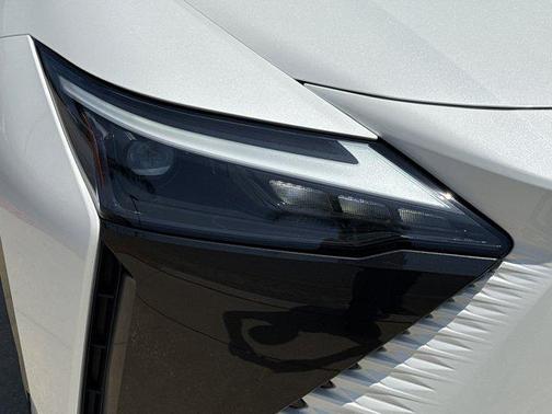 2025 Lexus RZ 300e RZ 300e