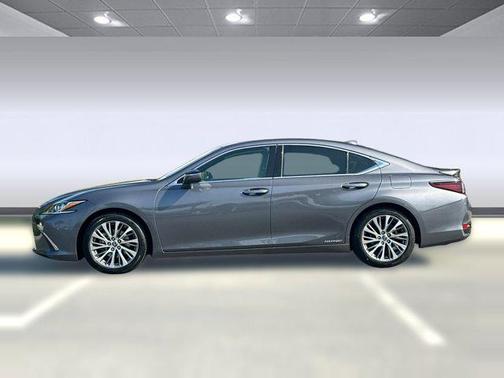 2020 Lexus ES 300h Base