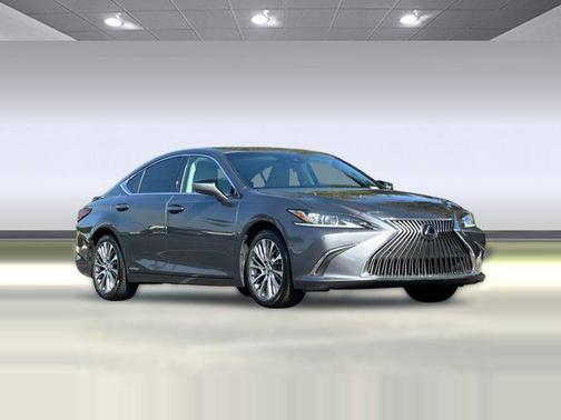 2020 Lexus ES 300h Base