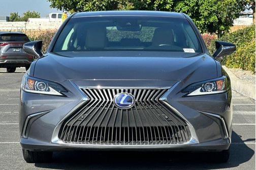 2020 Lexus ES 300h Base